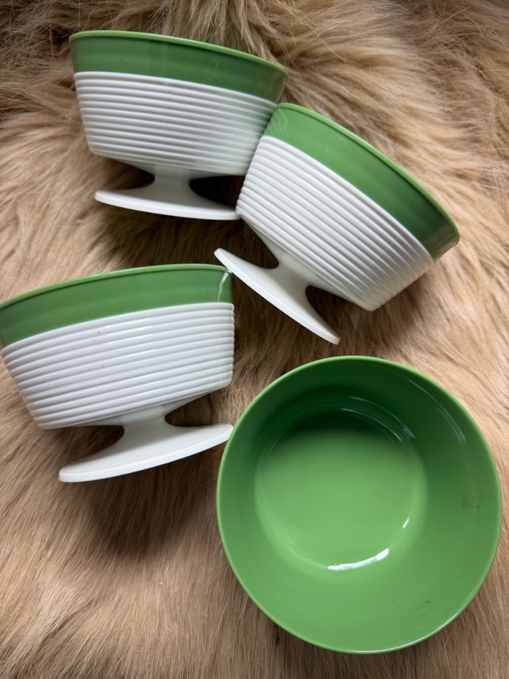 Vtg Raffiaware Thermo Temp Footed Dessert Bowls - Set of 4